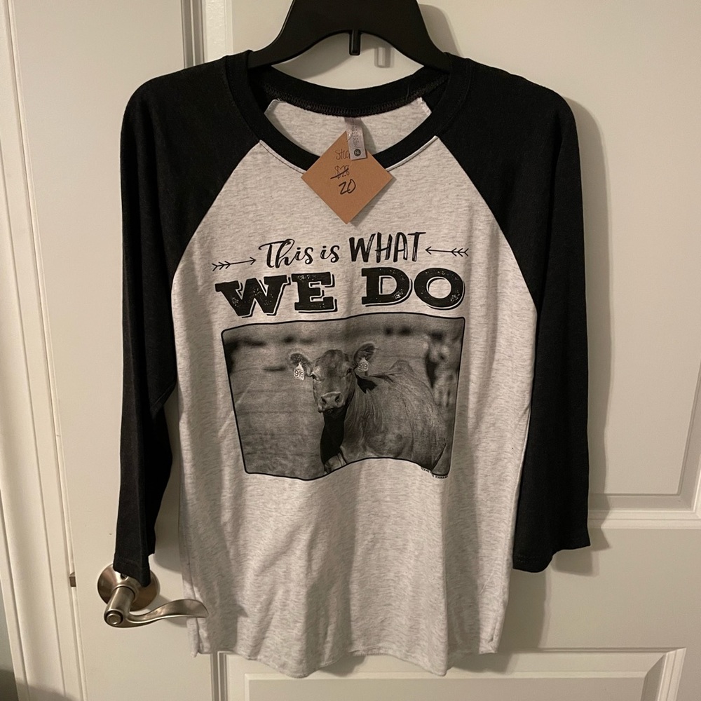 NWT Cattle Baseball Tee